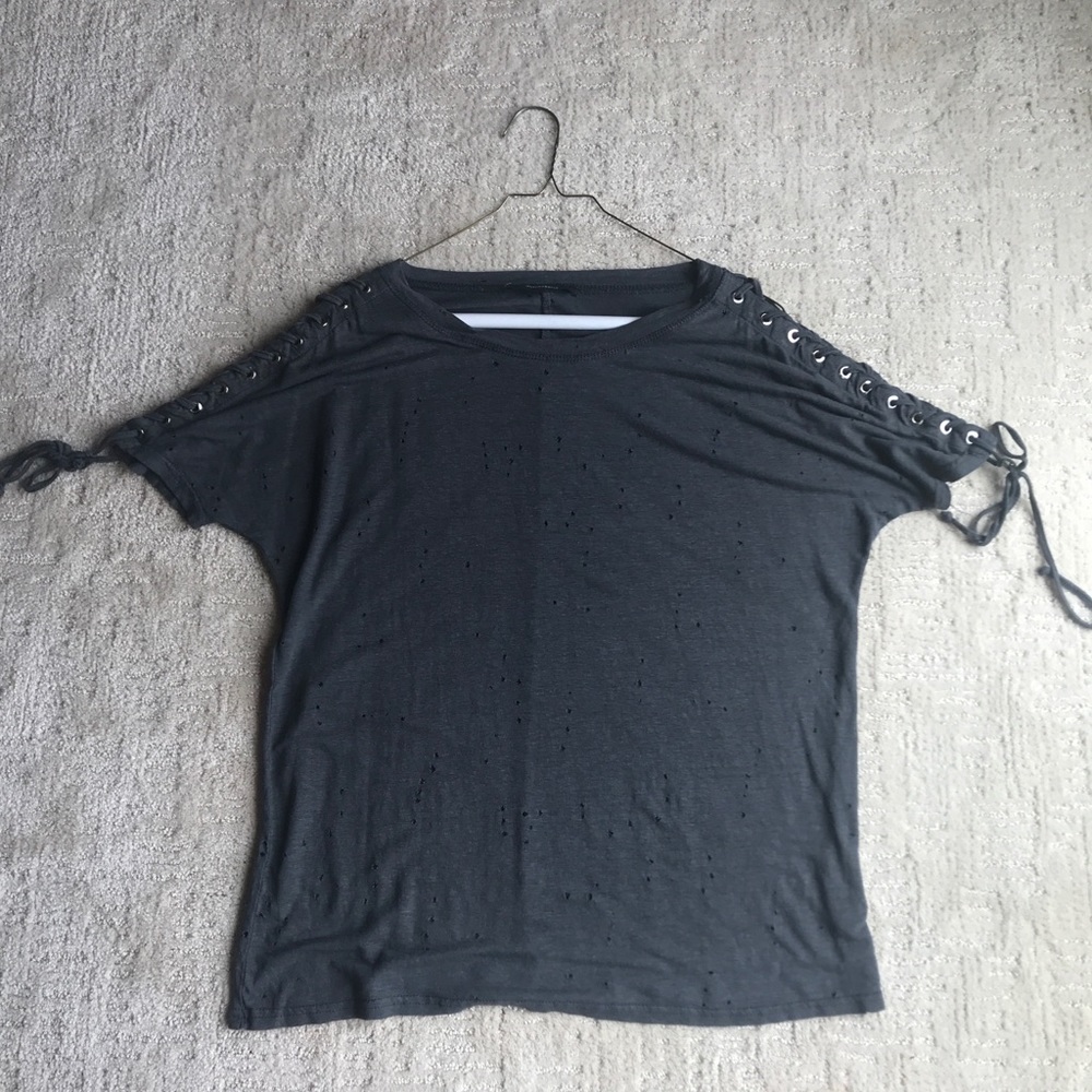 Olivaceous short sleeve tee